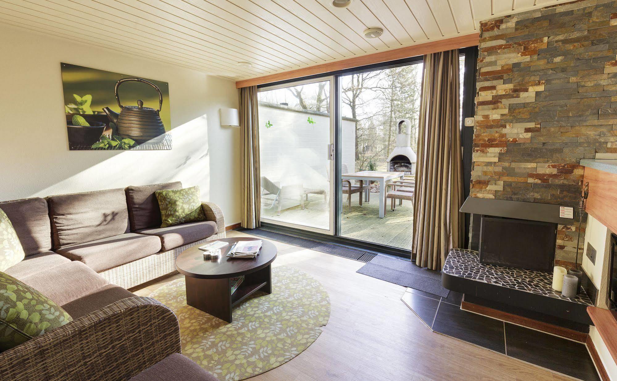 Hotel De Vossemeren By Center Parcs Lommel Ngoại thất bức ảnh