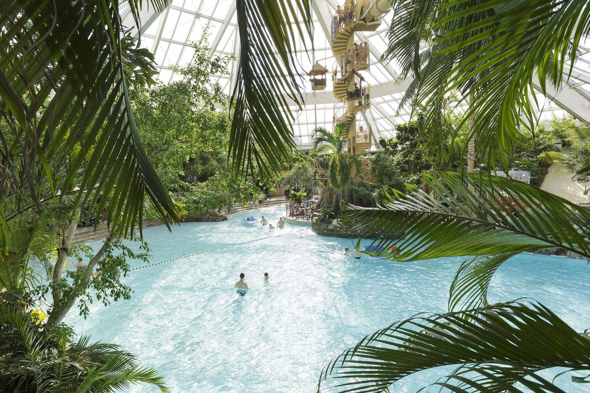 Hotel De Vossemeren By Center Parcs Lommel Ngoại thất bức ảnh